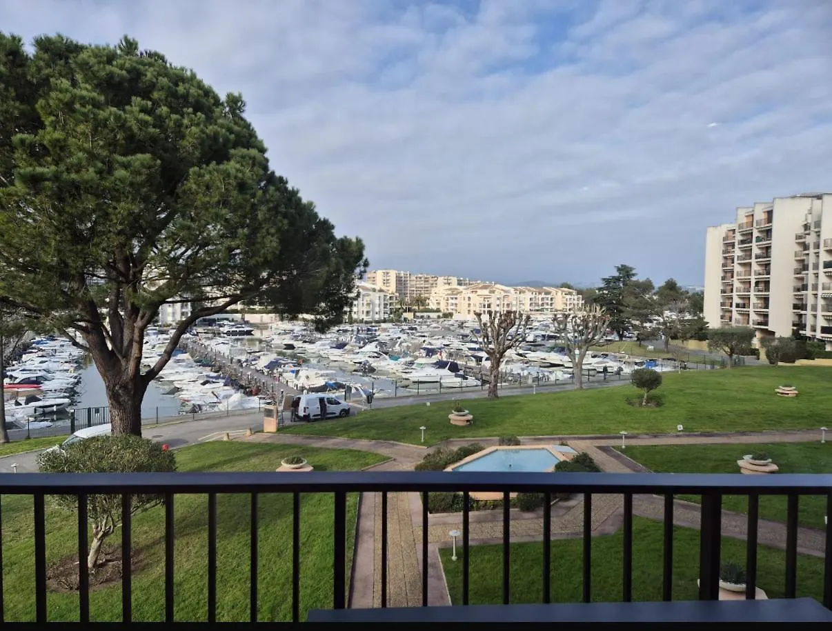 T2 Master Apartment Mandelieu-la-Napoule